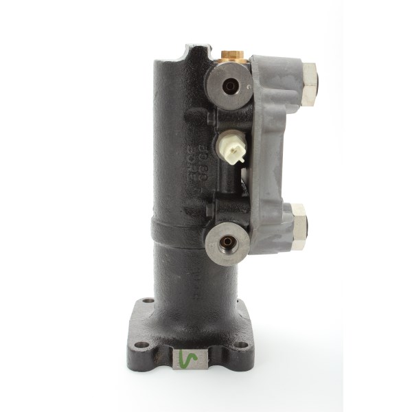MASTER CYLINDER