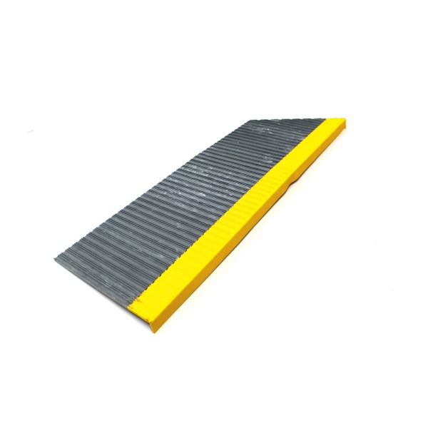 STEPTREAD,MIDDLE, GREY /YELLOW NOSING