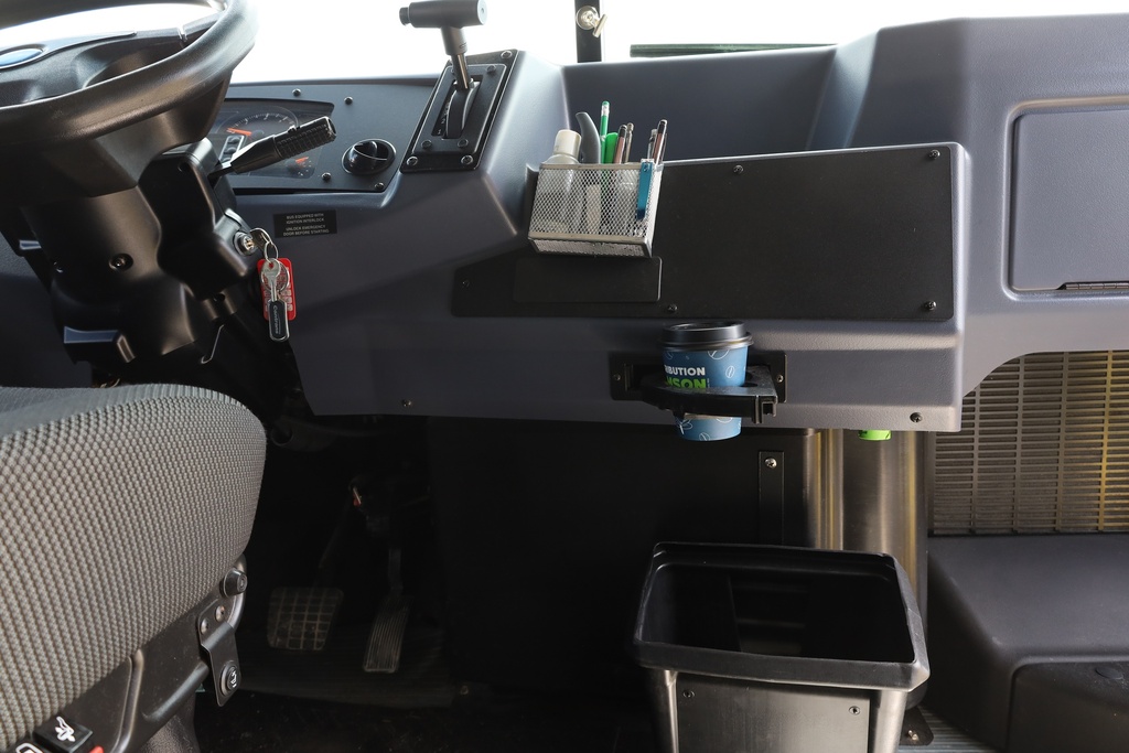 Cup Holder, Retractable