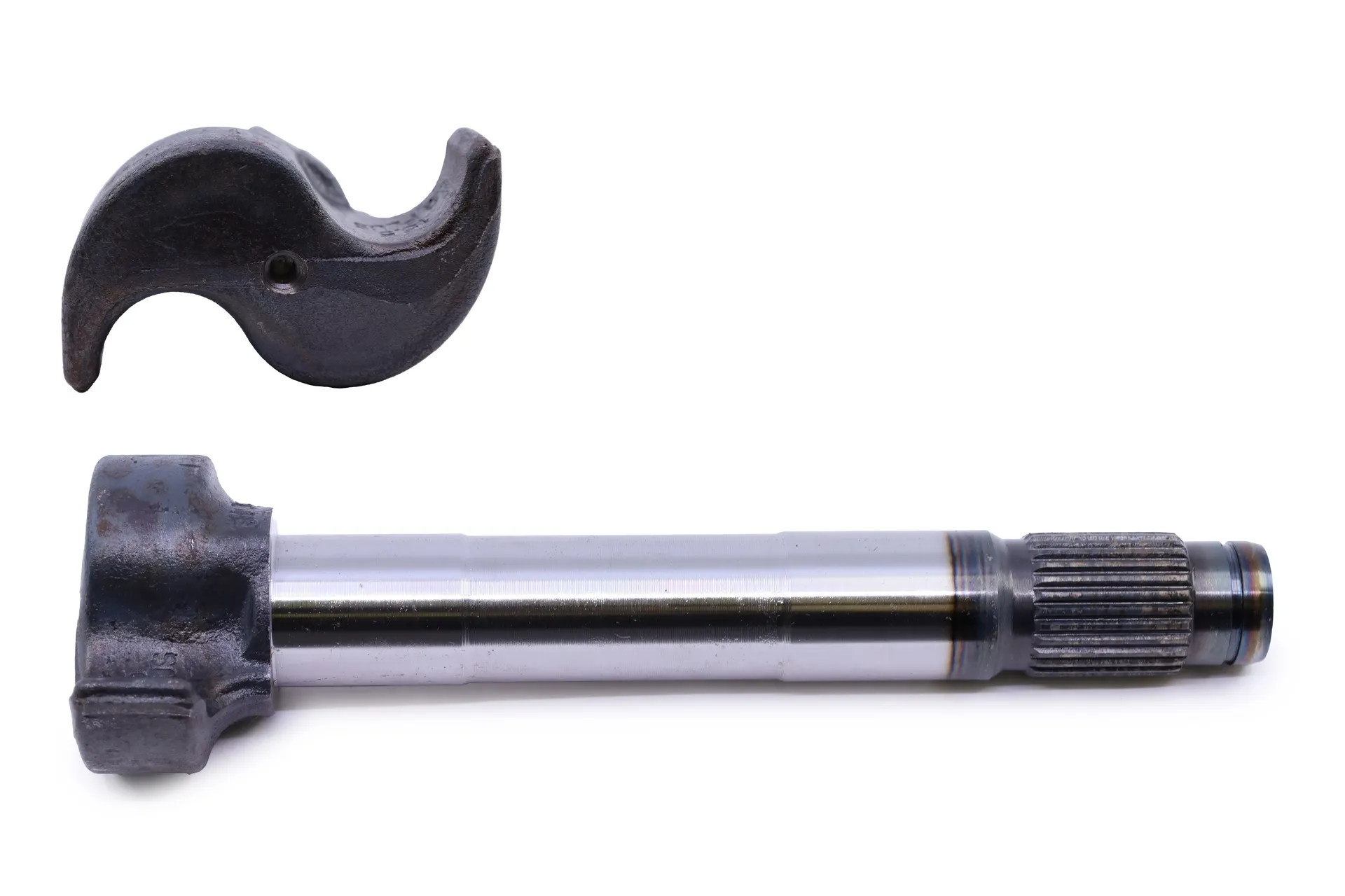CAMSHAFT,RH,Q BRAKE,FRONT