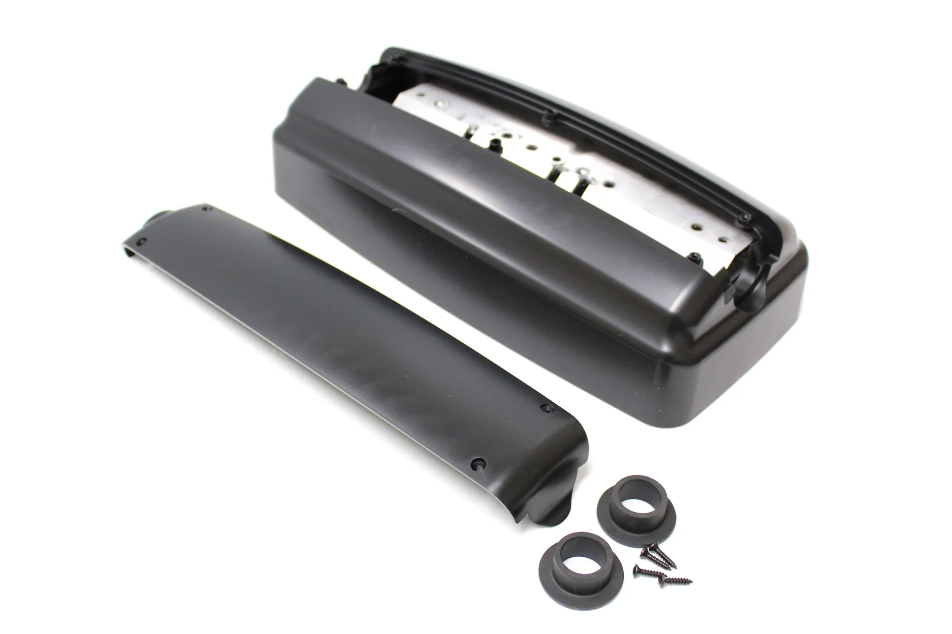 Shell Overhang Accustyle 2012/