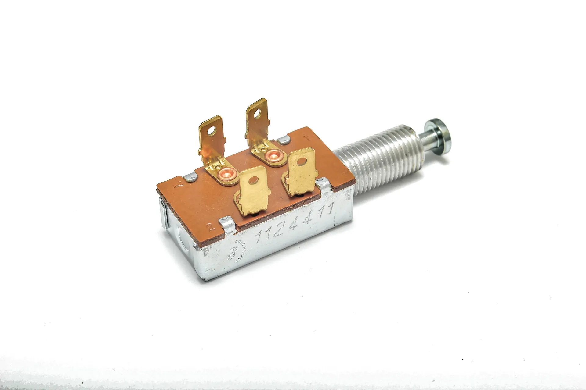 Switch,Adjustable,Dpst (Nc),4 Term.