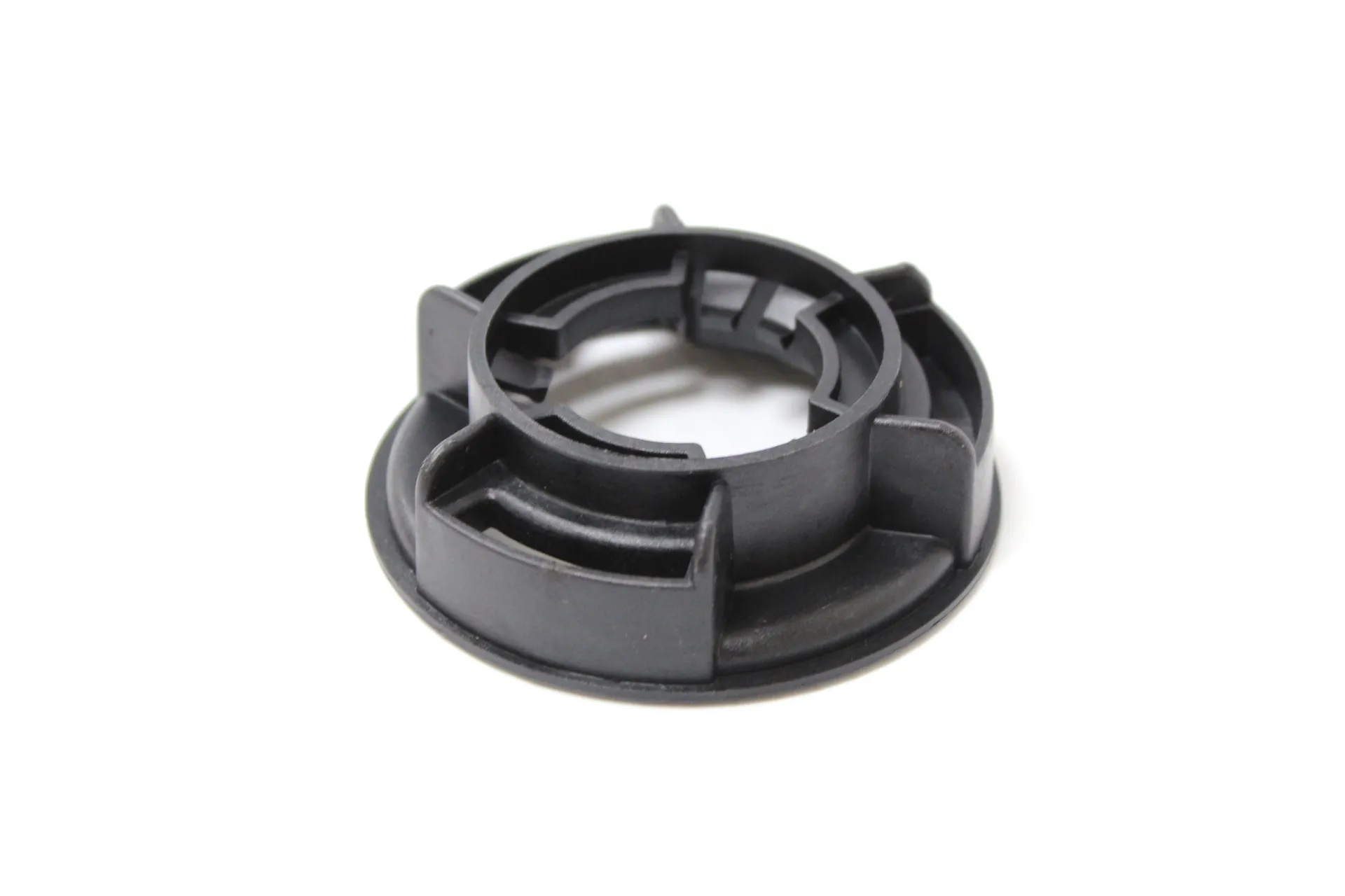 Retainer Bulb Headlight Tyc